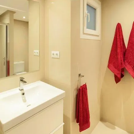 Luxury Merced Center